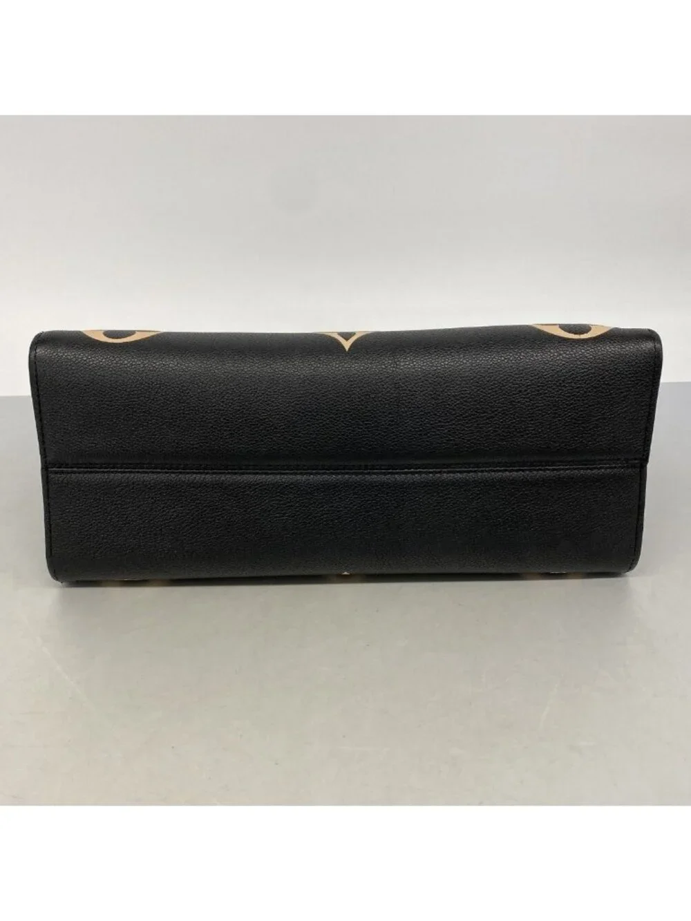 Louis Vuitton Tote Monogram Empreinte Bicolor On The Go MM Black Beige